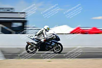 media/Mar-25-2024-Moto Forza (Mon) [[8d4319bd68]]/2-Advanced Group/Session 4 Front Straight Speed Pans/